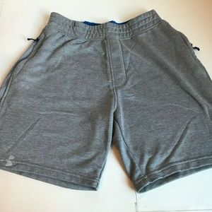 Under Armour Men's Tech Terry Shorts Heather Gray/Silver Size Large (Wore Once)
